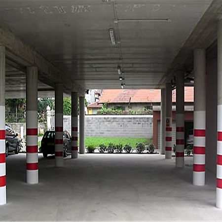 Hotel David Sesto Calende Bagian luar foto