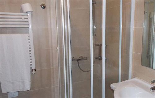 Hotel David Sesto Calende Bagian luar foto